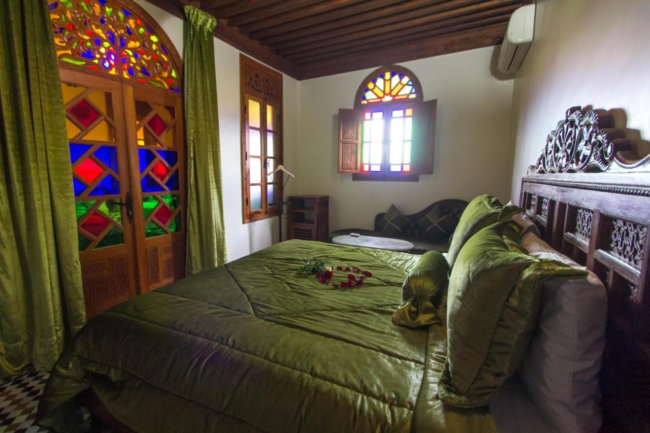 Riad Les Oudayas Fez Kültér fotó